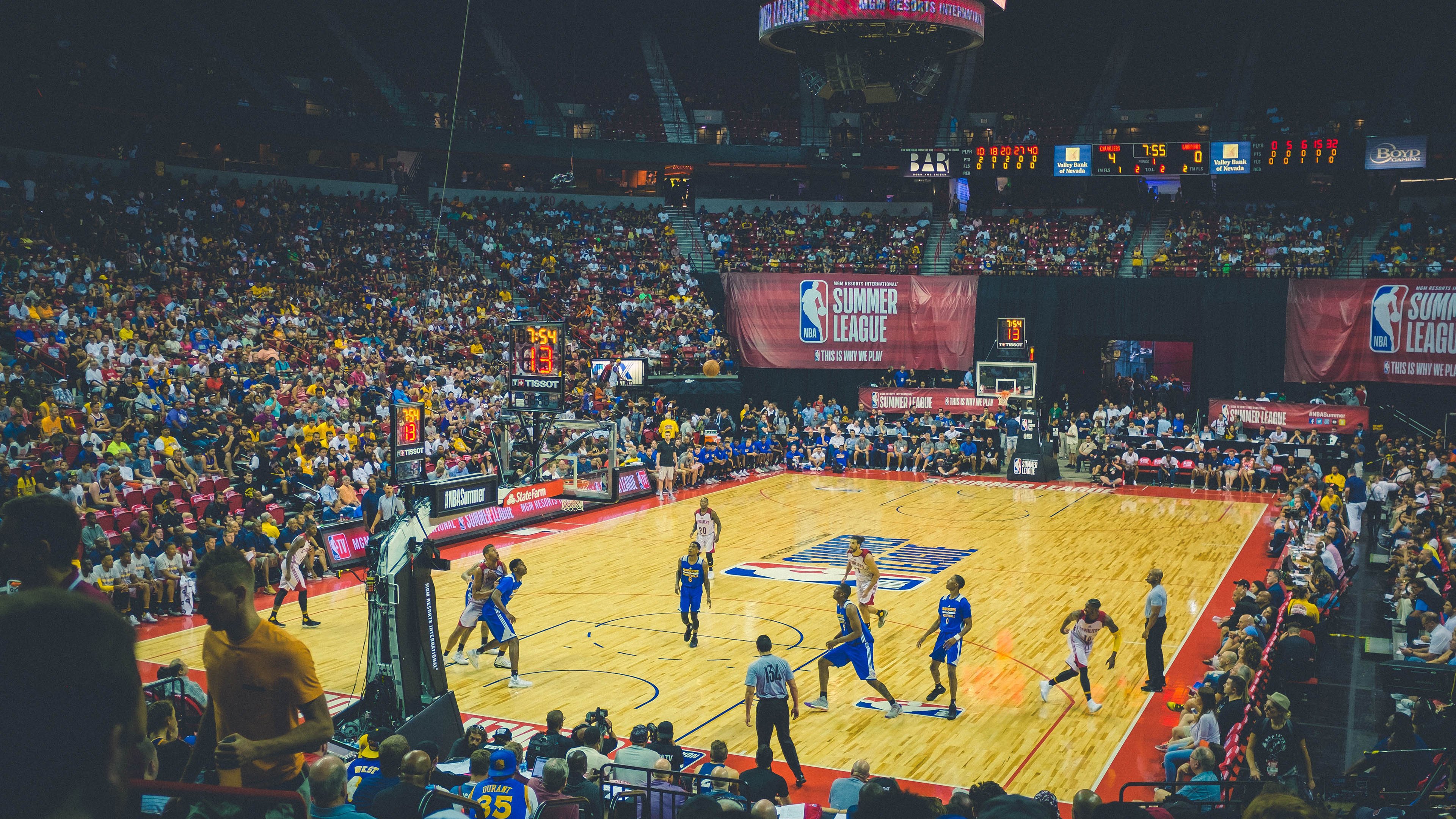 带你走进台球比赛的幕后故事，带你走进台球比赛的幕后故事有哪些